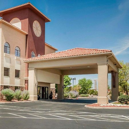 Quality Inn & Suites Albuquerque West Екстериор снимка