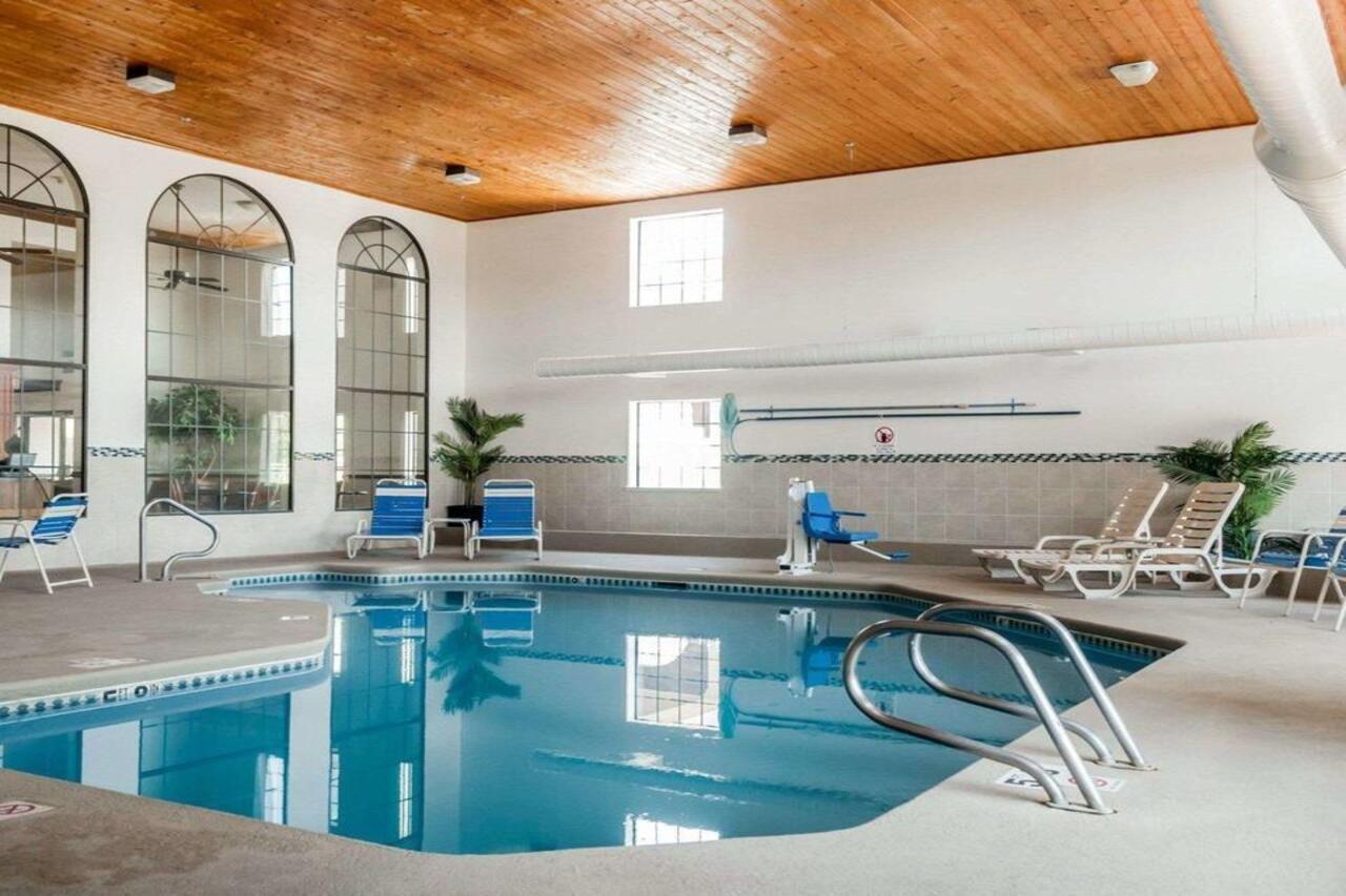Quality Inn & Suites Albuquerque West Екстериор снимка