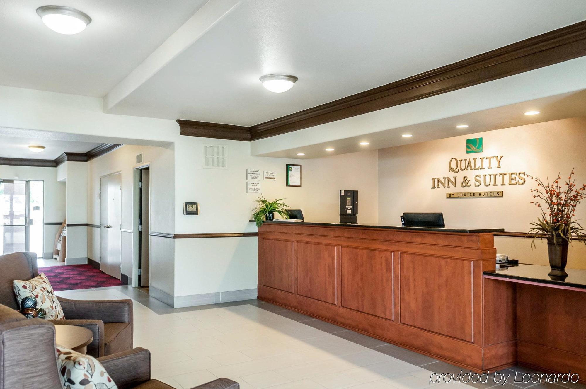 Quality Inn & Suites Albuquerque West Екстериор снимка
